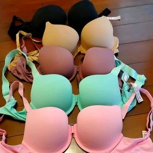 Victoria secret t-shirt full coverage Bras 32-D